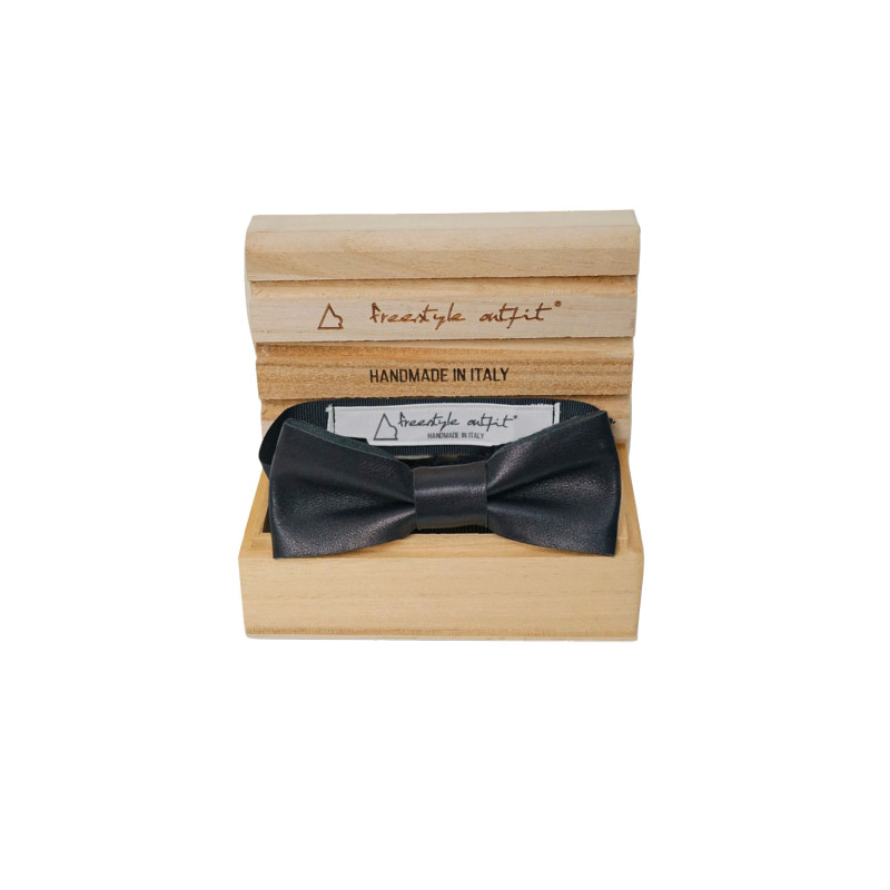 Papillon nero in pelle classico da uomo nella confezione in legno - Freestyle Outfit