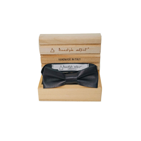 Papillon nero in pelle classico da uomo nella confezione in legno - Freestyle Outfit